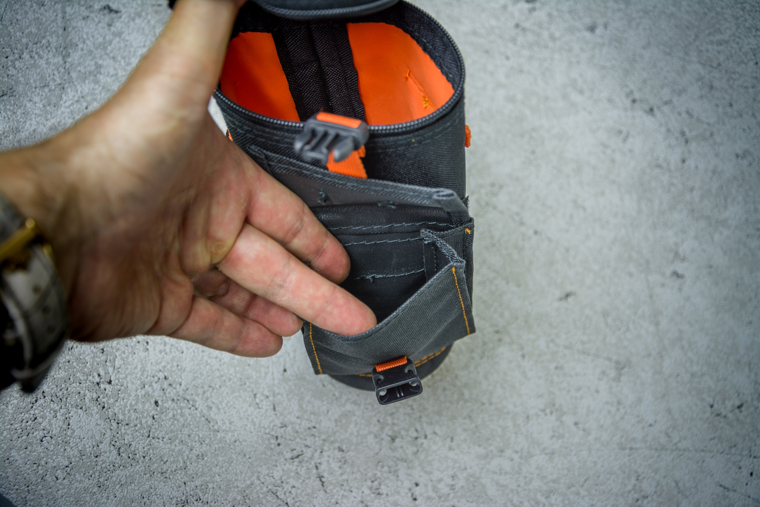 Accessory. bottle bag and bottle